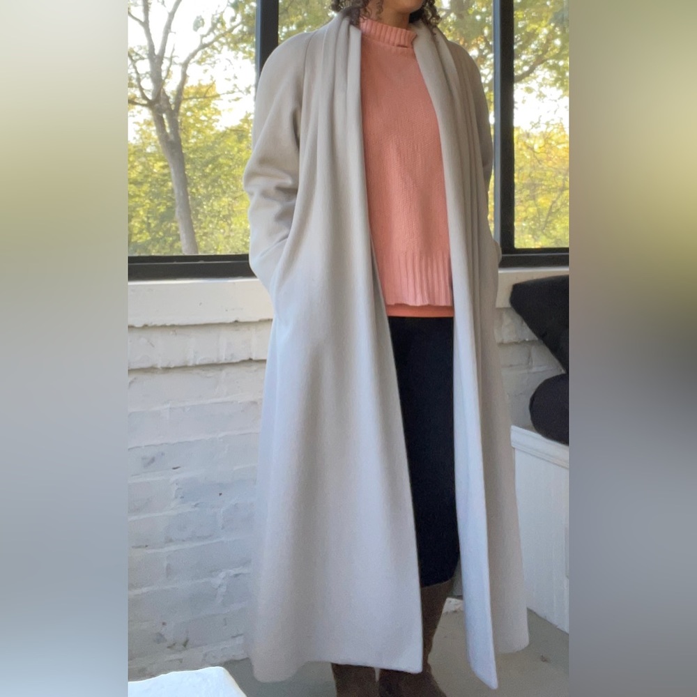 Vintage soft gray 100% Wool Coat